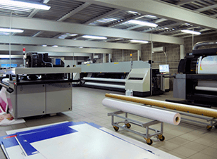 Large format printing machine