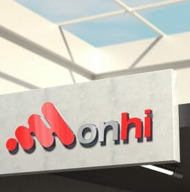 Image of a 3D sign with brand name labelled onhi